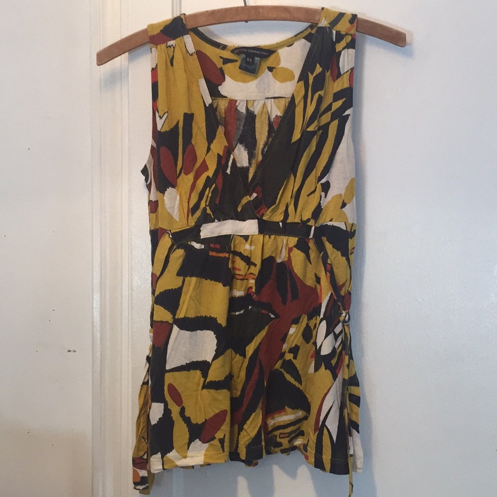 French connection XS sleeveless shirt